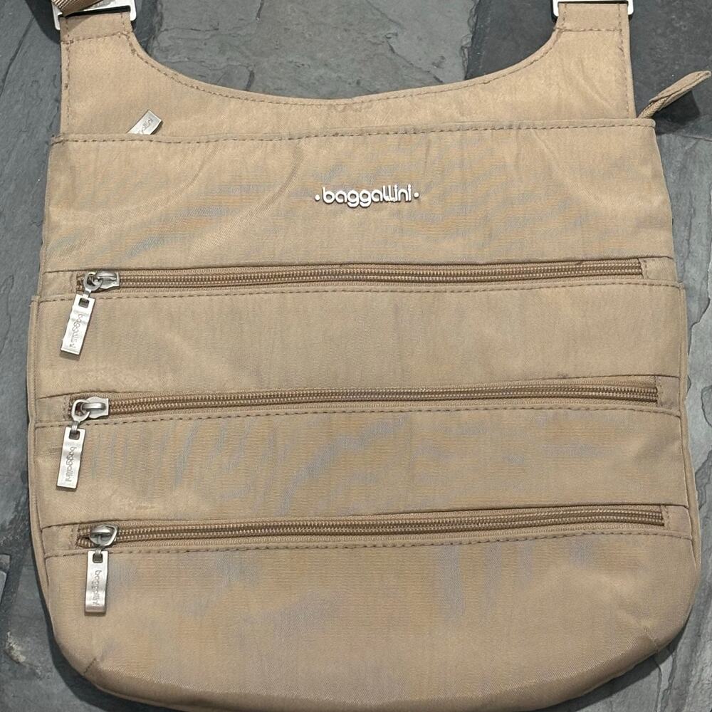 Baggallini Tan Nylon Crossbody Bag - Picture 2 of 7